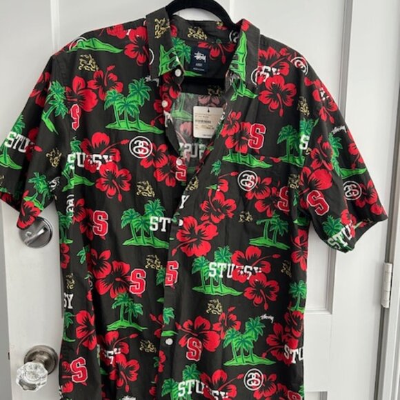 Stussy Other - Stussy men's XL Black Red Green Hawaiian shirt NWT